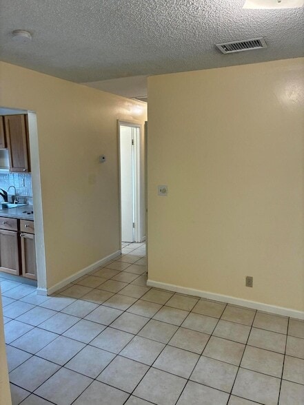 233 Pine Terrace, Unit A in West Palm Beach, FL - Foto de edificio - Building Photo