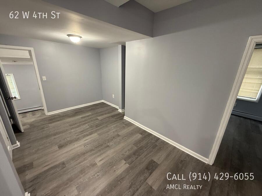 62 W 4th St in Mount Vernon, NY - Building Photo