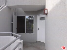 26953 Jasper in Mission Viejo, CA - Building Photo