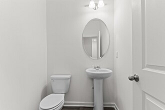 325 Spaight Acrs Wy in Wake Forest, NC - Foto de edificio - Building Photo