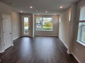 8621 Tavistock Lakes Blvd in Orlando, FL - Building Photo - Building Photo