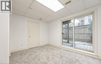 1248 Guelph Line in Burlington, ON - Building Photo - Building Photo