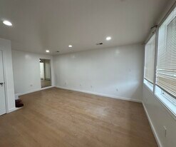 210 Hamilton St in Harrison, NJ - Building Photo