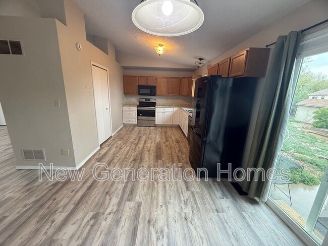9525 Aspen Grove Way in Colorado Springs, CO - Building Photo - Building Photo