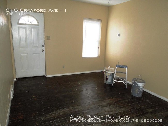 816 Crawford Ave in Duquesne, PA - Foto de edificio - Building Photo