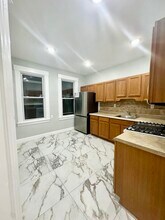 469 Avenue A in Bayonne, NJ - Building Photo - Building Photo