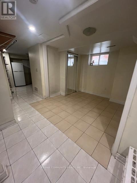 property at 39 Briarglen Ct
