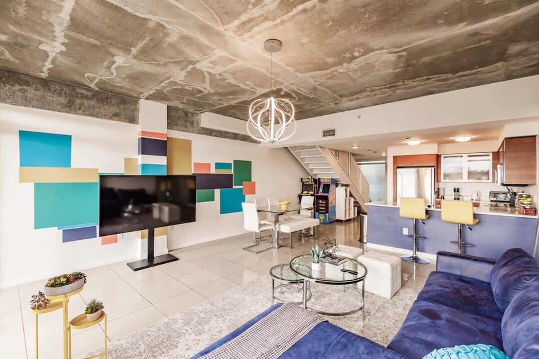 3250 NE 1st Ave in Miami, FL - Building Photo
