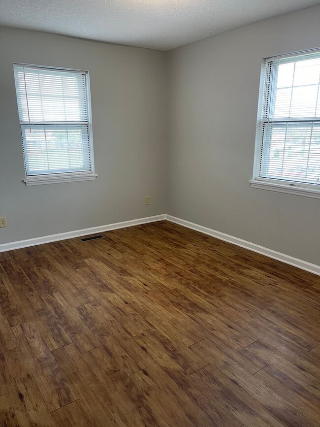 property at 1541 Port Republic Rd