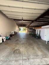 812 Abbe Rd N in Sheffield Village, OH - Building Photo - Building Photo
