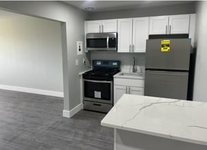 544 Beachway Ave in Keansburg, NJ - Building Photo - Building Photo