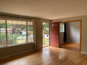 3843 Tulare Ave S in Salem, OR - Building Photo - Building Photo