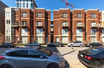 807 18th Ave S, Unit 207 in Nashville, TN - Building Photo - Building Photo