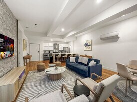 236 W Thompson St in Philadelphia, PA - Building Photo