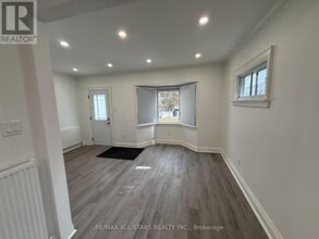 92 Thirty Ninth St in Toronto, ON - Building Photo - Building Photo