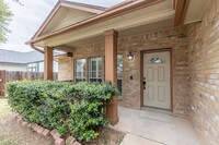 9234 Cedar Point in Helotes, TX - Building Photo - Building Photo