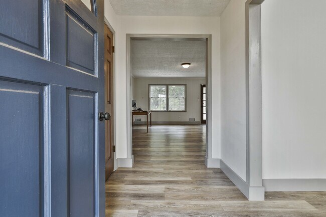5011 Pineview Terrace in Fayetteville, GA - Building Photo - Building Photo