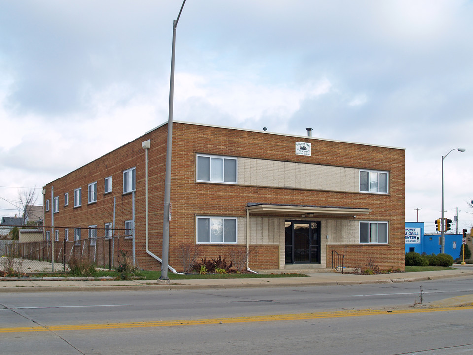 5506 W Lincoln Ave in West Allis, WI - Building Photo