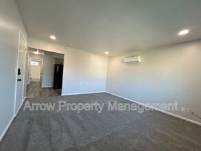 1025 C St in Lincoln, NE - Building Photo - Building Photo