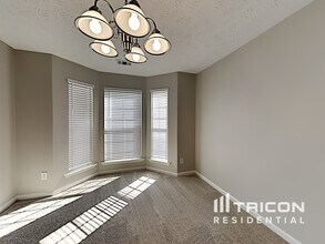 330 Summit View Dr in Mcdonough, GA - Building Photo - Building Photo
