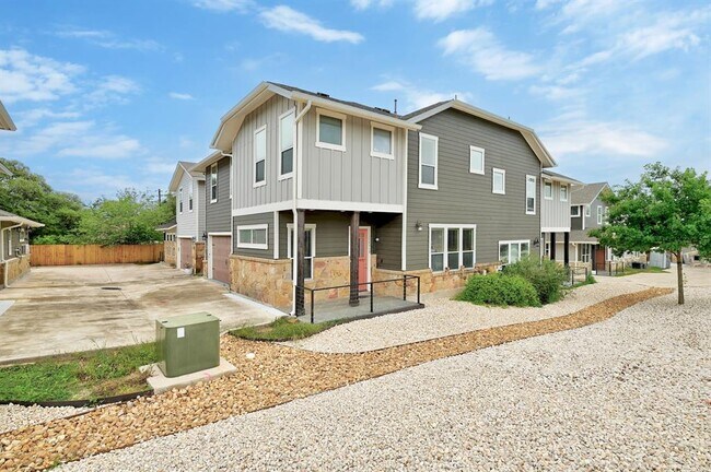 property at 1700 Cedar Bend Dr