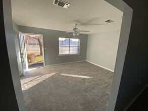 31 North St in Mary Esther, FL - Building Photo - Building Photo