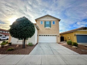 4717 W Sweet Iron Pass in Phoenix, AZ - Building Photo - Building Photo