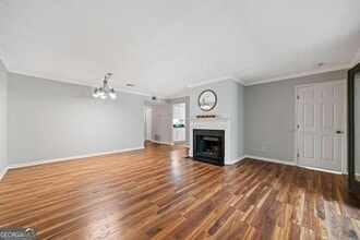 717 Beaufort Cir in Duluth, GA - Foto de edificio - Building Photo