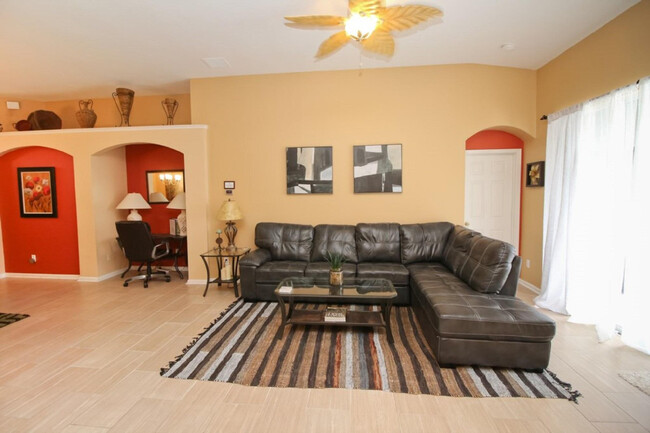 8115 Sun Palm Dr-Unit -ID1042219P in Kissimmee, FL - Foto de edificio - Building Photo