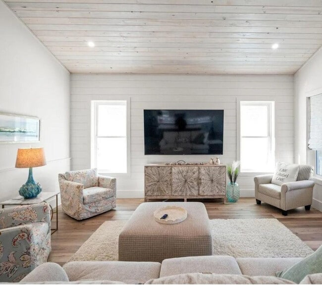 23011 Perdido Beach Blvd in Orange Beach, AL - Building Photo - Building Photo