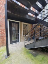 19 E Jones Ln in Savannah, GA - Building Photo - Building Photo