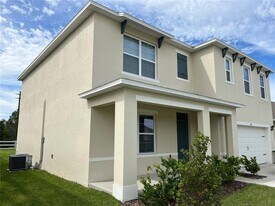 5351 Timberland Ave in St. Cloud, FL - Building Photo