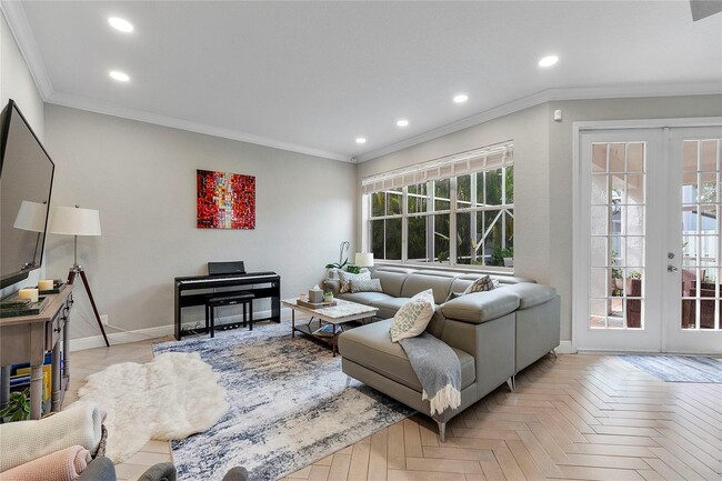 604 Stanton Dr in Weston, FL - Foto de edificio - Building Photo