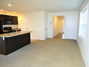 134 Linda Sue Ln in Myerstown, PA - Building Photo - Building Photo