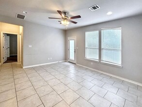 1725 Turtle Bay Loop in Leander, TX - Building Photo - Building Photo