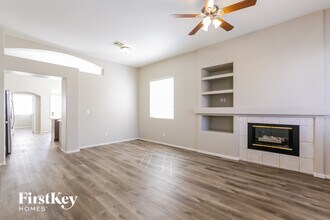 3220 Bracknell St in Las Vegas, NV - Building Photo - Building Photo