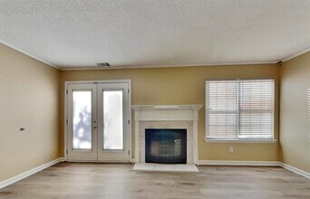 3863 Live Oak Ln in Martinez, GA - Building Photo - Building Photo