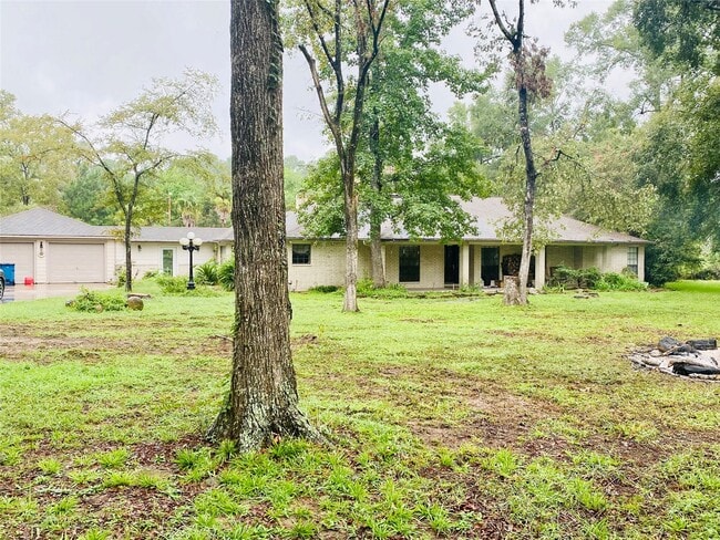 property at 14212 Horseshoe Bend
