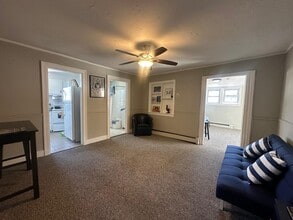 198 New York Ave in Huntington, NY - Building Photo - Building Photo