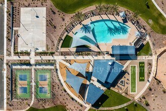 1235 W Sparrow Dr in Queen Creek, AZ - Building Photo - Building Photo