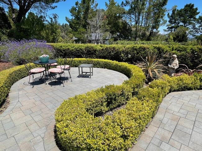 property at 55 Glengarry Way