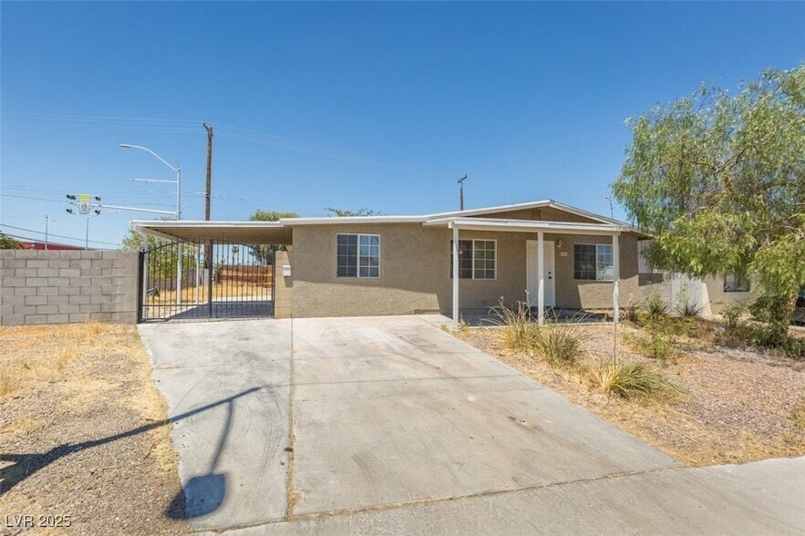 6348 Bristol Way in Las Vegas, NV - Building Photo