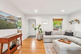 3040 Hampshire Ave S in St. Louis Park, MN - Building Photo - Building Photo