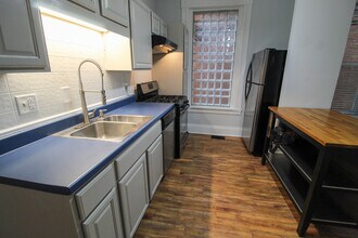 421 Hopkins St, Unit 1 in Cincinnati, OH - Building Photo - Building Photo