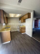 3904 Plymouth Rd in Stockton, CA - Building Photo - Building Photo