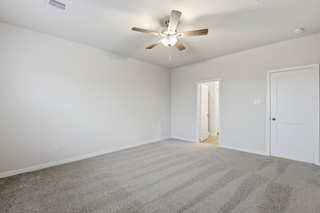 4011 Ancient Honor Dr in Brookshire, TX - Foto de edificio - Building Photo