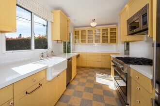 341 Mohawk Rd in Santa Barbara, CA - Building Photo - Building Photo