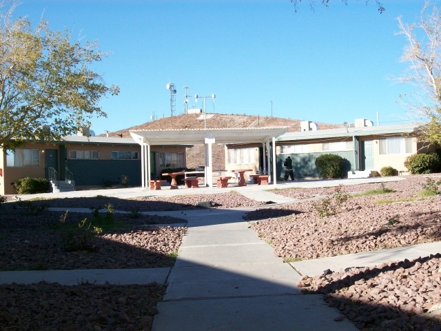 Garden View Apartments in Barstow, CA - Building Photo