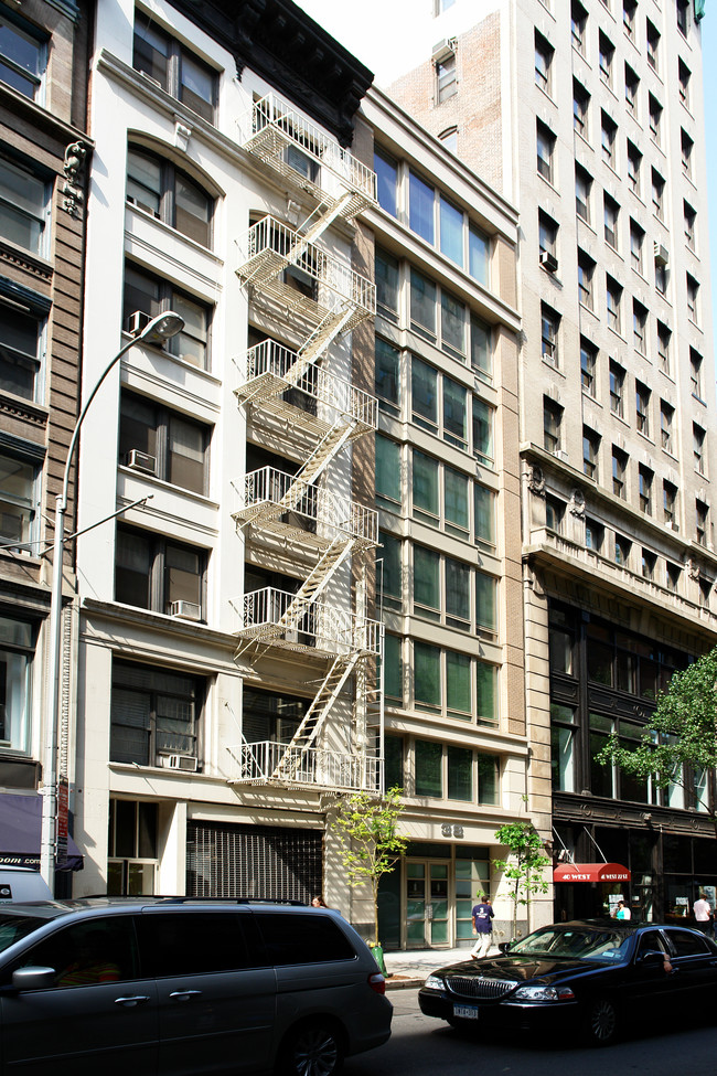 38 W 22nd St in New York, NY - Building Photo - Building Photo