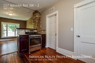 157 Indiana Ave SW in Grand Rapids, MI - Building Photo - Building Photo